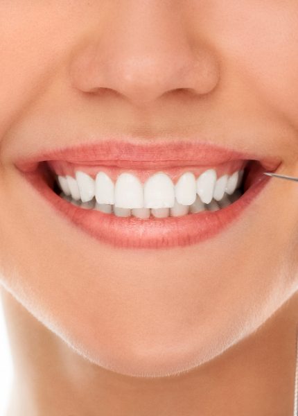 implantati-izgubljeni-zobje-zobni-vsadki